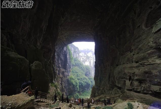 氣勢(shì)恢宏天生三硚