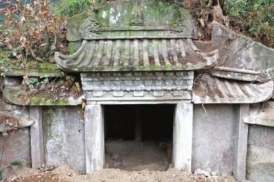 烏豆禪師墓　沈華平/攝