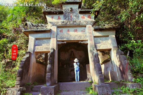 武隆旅游首席探索官下地獄闖石寺尋寶藏——大石箐石林寺