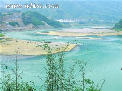 自然湖水 野生江口魚鮮美