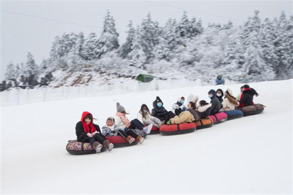 仙女山滑雪場